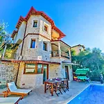 Noa Amazing Sea View Villa