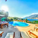 Villa Noa Amazing Sea View