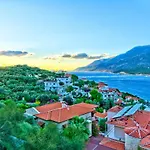 Noa Amazing Sea View *