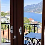 Noa Amazing Sea View Villa *