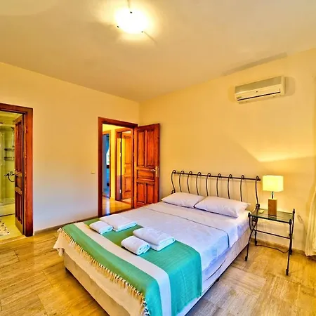 Noa Amazing Sea View Villa Kaş