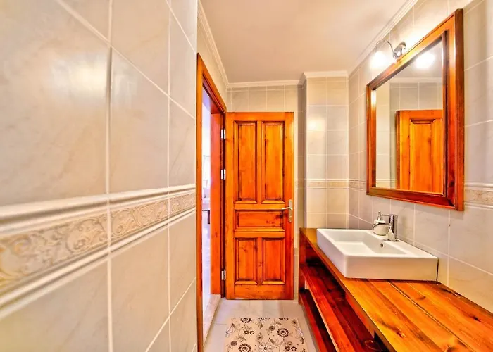 Noa Amazing Sea View Villa *